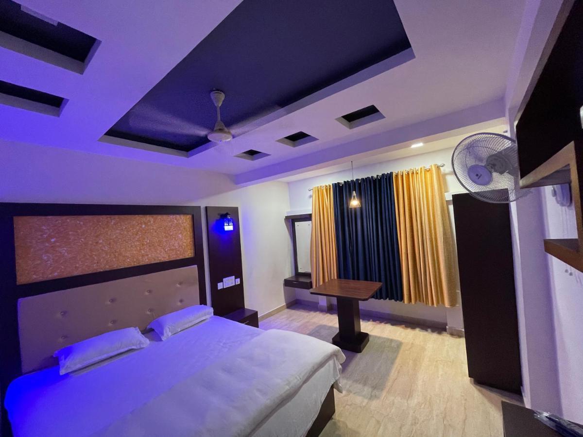 Bassac Residency Hotel Changanacheri ภายนอก รูปภาพ