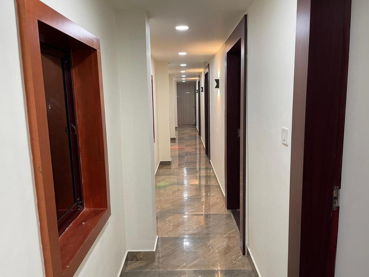 Bassac Residency Hotel Changanacheri ภายนอก รูปภาพ